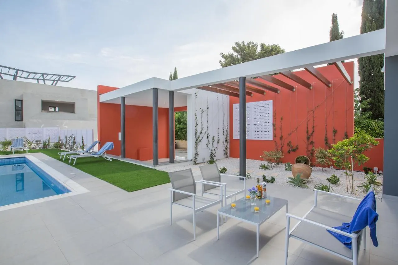 Colour Residences Protaras Willa